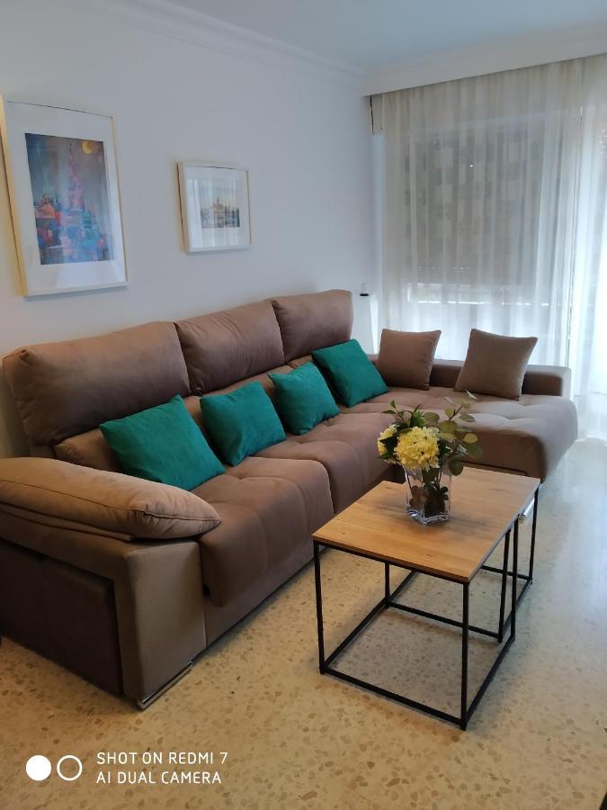 Luminoso Y Amplio Apartamento Севиля Екстериор снимка