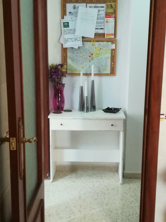 Luminoso Y Amplio Apartamento Севиля Екстериор снимка